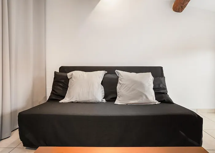 L évêque 3km De Pezénas Suit'appart 70m2 Apartman Nézignan-lʼÉvêque