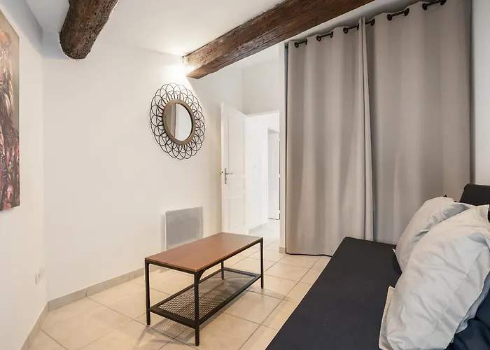 L évêque 3km De Pezénas Suit'appart 70m2 * Nézignan-lʼÉvêque